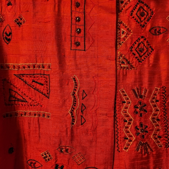 CHICO'S DESIGN RED 100% Silk India Embroidered Beaded Button Jacket Sz3...XL EUC - Picture 3 of 3